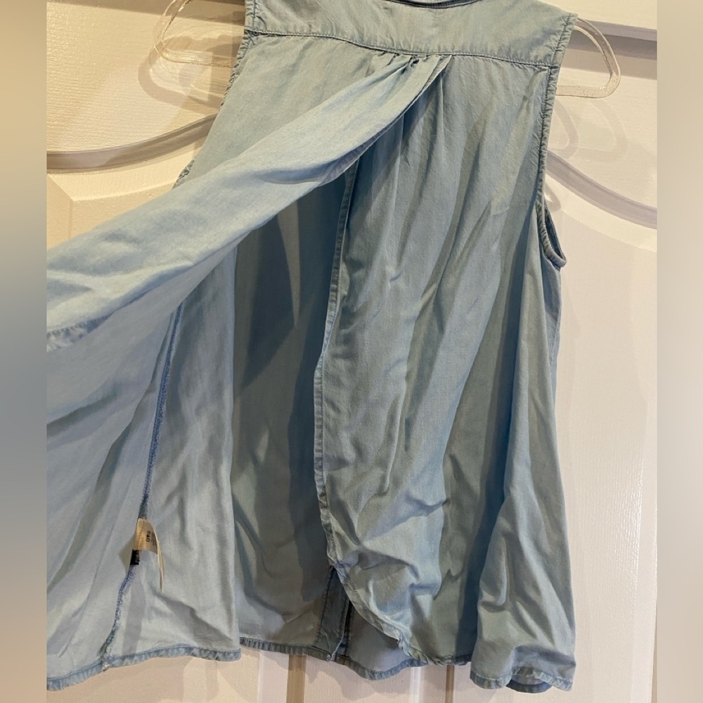 Anthropologie cloth and stone sleeveless split back top size S - Picture 4 of 5